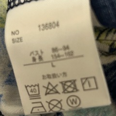 花柄Tシャツ　Lの画像