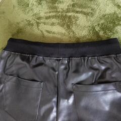レザー調ジョガ―パンツの画像