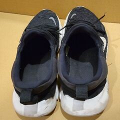 030.スニーカー 26cm位の画像