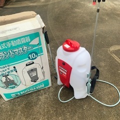背負式手動噴霧器10L工進グランドマスターの画像