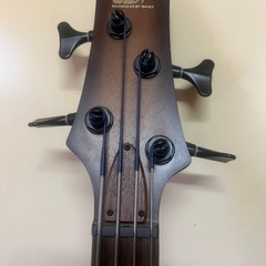 Ibanez ベース  SRH500Fの画像
