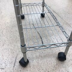【ジャングルジャングル岩出店】【A855】キャスター付きメタルラック 中古 家具 和歌山 岩出市 紀の川市 海南市の画像