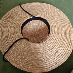 麦わら帽子の画像