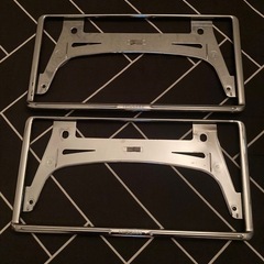 🉐本日限定価格❗️美品❗️NISSAN ナンバーフレームの画像