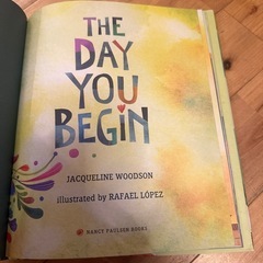 【洋書絵本】ラファエル・ロペス『The Day You Begin』の画像