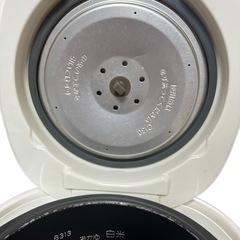 象印 NS-UA05 炊飯器 ホワイト　3合炊きの画像