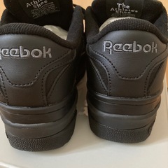 Reebokスニーカー
の画像