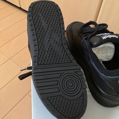 Reebokスニーカー
の画像