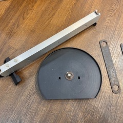 レクソン REXON BTS-10B 卓上丸鋸盤 マルノコ 丸ノコ 切断機 【11064639】の画像