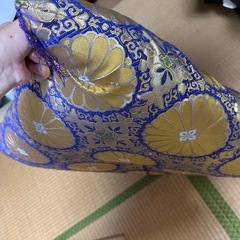 立派な座布団の画像