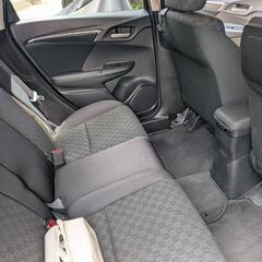 車検令和9年3月まで 平成26年式  フィット Fパッケージの画像