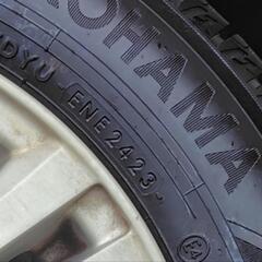 ☆　美品　横浜　スタッドレスタイヤ　175/65R15　ホイール付　走行距離1000km以下　☆の画像
