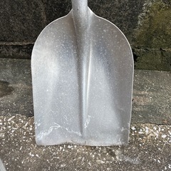 スコップとくわの画像