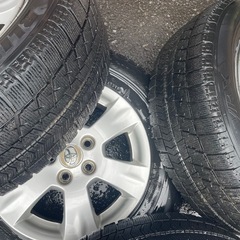 ヴェルファイア　ホイール付きタイヤの画像