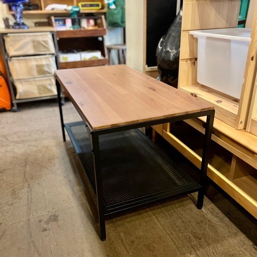 《売約済》【武蔵小山店】 IKEA　イケア　FJALLBO　フィエルボ　ローテーブル　ソファテーブル　座卓　センターテーブル　アイアン　木製天板　ヴィンテージ風　インダストリアル　作業台　机　テーブル　おしゃれ　中古家具　スチールフレーム　テーブル　FJÄLLBO