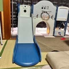 滑り台 大型遊具の画像
