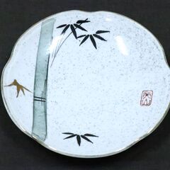【8月24日　最終処分】　無料　栄山　17枚　小皿　直径14㎝×高さ2㎝　食器　中古品の画像