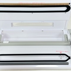 真空パックん　プラス　ロール2本付き　超美品　使用回数5回未満の画像