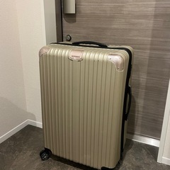 スーツケースの画像