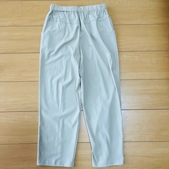 【未使用】レディース 冷却 めちゃ楽パンツ 8分丈 股下55cm ベージュ Mの画像
