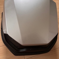 新品。バイクにつける収納ケースの画像