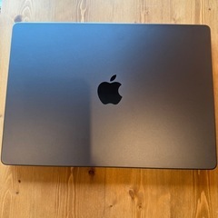 定価40万円2024年モデル。ブラックのMacBook Pro M3 動画編集にもの画像