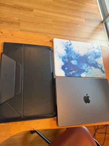 【値下げ】2024年MacBook Pro定価40万円【超レア真っ黒】フルリモート動画編集にも