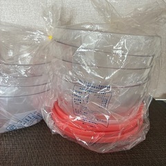 新品未使用　Tupperware社　容器の画像
