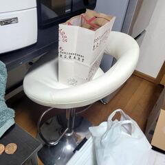 カウンターチェアの画像