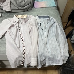 (無料でお譲りします)カッターシャツ 多数
の画像