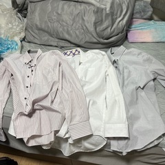 (無料でお譲りします)カッターシャツ 多数
の画像