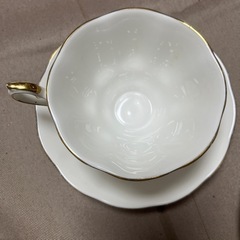 ローヤル　アルバート　カップ&ソーサーの画像
