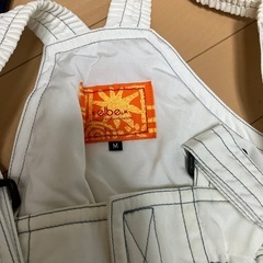 スキー、スノボー　のウエアー、手袋セットの画像