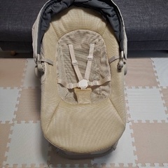 【美品】リッチェルバウンサー　スヤリー　ベビーラックの画像