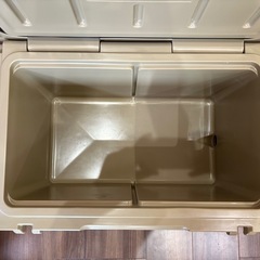FIELDOOR ノーザンクーラーボックス 容量 42.5L 密閉 長時間 保冷 キャンプ BBQ 釣り レジャー 災害の画像