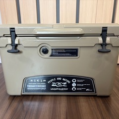 FIELDOOR ノーザンクーラーボックス 容量 42.5L 密閉 長時間 保冷 キャンプ BBQ 釣り レジャー 災害の画像