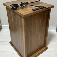 【取引中】新品 2口コンセント付サイドテーブル の画像