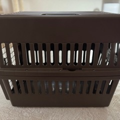 ※現在商談中【美品・未使用に近い】アイリスオーヤマ　ペットキャリーケース Mサイズの画像