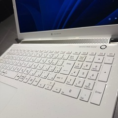 【美品】dynabook ノートパソコン【アダプター/Office付き】の画像