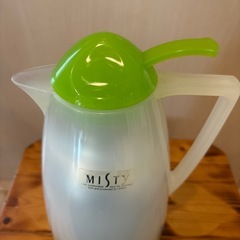 【新品未使用】　昭和レトロ  MISTY  ハンドポット  1.0L 魔法瓶、の画像
