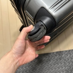 大型スーツケースの画像