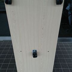 【無料】キャスター付きの白いローボード テレビ台 ※受付終了になっていない限りは気長に募集中の画像