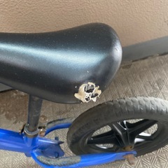 ストライダー青色の画像