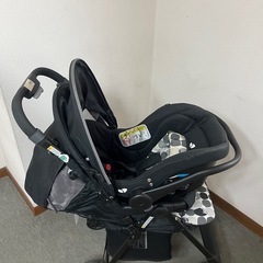 joie ベビーカー とチャイルドシート3点セットの画像