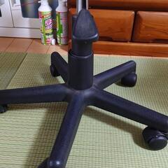 明日処分致します。【無料】椅子  座面昇降機能付きの画像