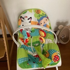 子供の椅子の画像
