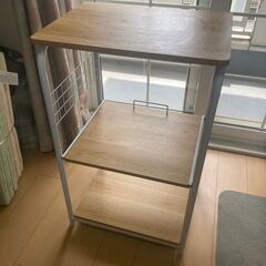 🧺 キッチン用ラック（電子レンジ・トースター収納に最適）お譲りします｜9月7日までに引き取り希望の画像