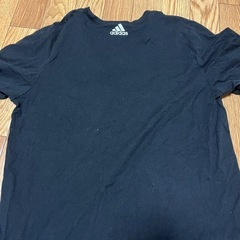adidasTシャツの画像