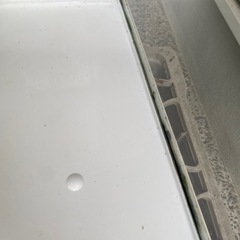 水槽と熱帯魚のセットの画像