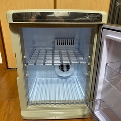 ポータブル保冷温庫の画像